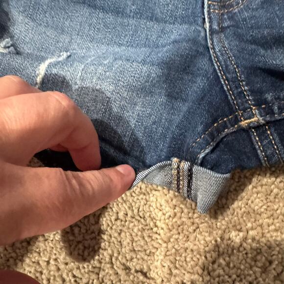 Express Distressed Jean Shorts Style Shortie High Rise Women's Size 6 Rolled Hem - Picture 6 of 10